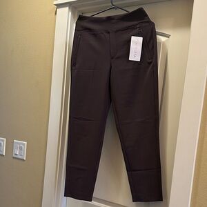 Athleta Endless Espresso size 4 Pants